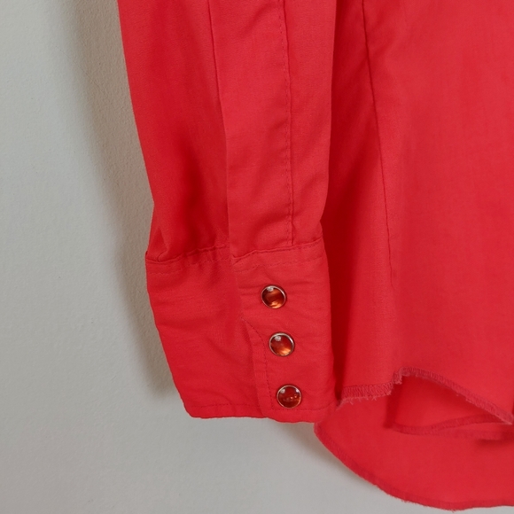 Wrangler Vintage Red Embroidered Western Long Tails Decorative Snap Shirt, 15.5 - Picture 4 of 14